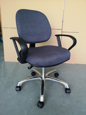 ثلاثية الصياغة ESD كرسي قابل للتعديل ، كراسي مختبر مريحة مع مسند ذراع