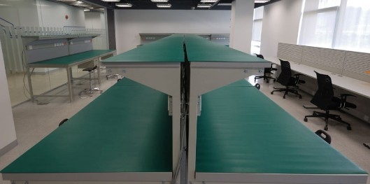 مختبر إلكتروني 1000 كجم من طاولات عمل ESD الاستاتيكية