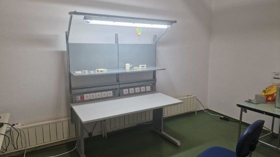 محطة عمل ESD مخصصة مضادة للكهرباء الساكنة دائمة