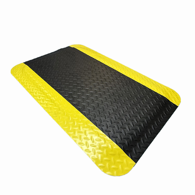 حشيش PVC + PVC السطح المقاوم للتعب المقاوم للتعب