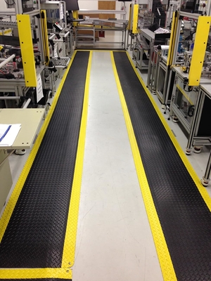 ESD مضاد للتعب السجادة PVC EPDM المطاط 10-30mm قابلة للتخصيص